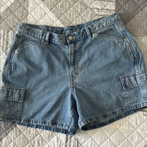 Riders Denim Shorts Size 16M Mid Rise Blue Classic Summer Staple